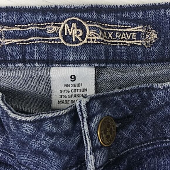 Max Rave Jean Shorts Size 9 - Picture 2 of 3